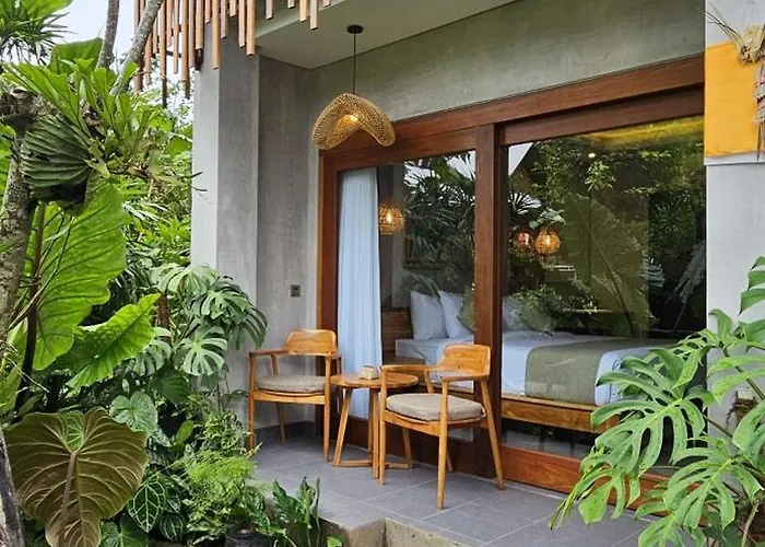 Gasthuis Dhanyasari House